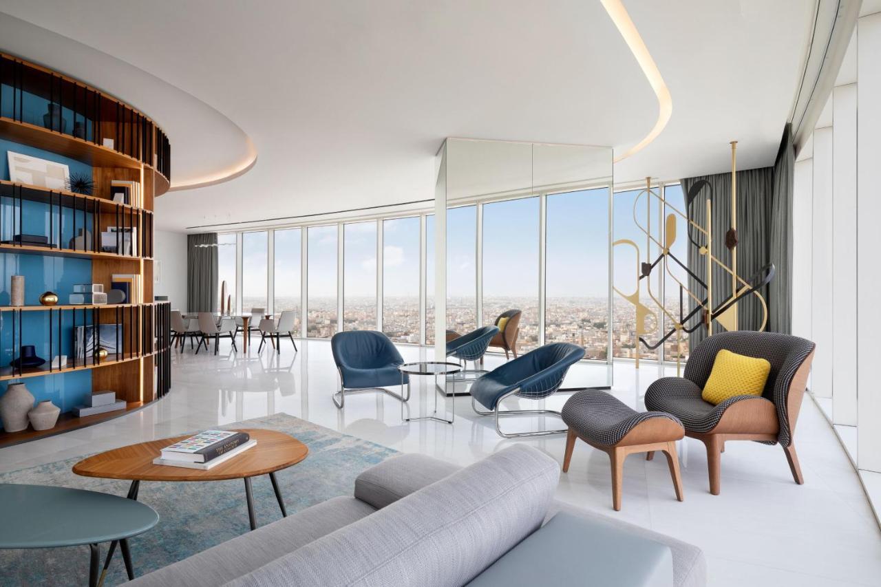 Le Meridien 5*